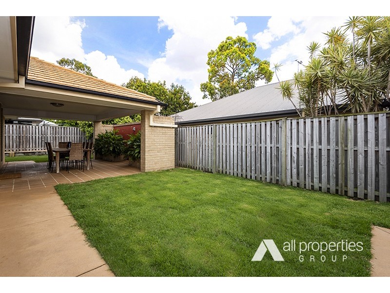 16 Cypress Street, Heathwood QLD 4110