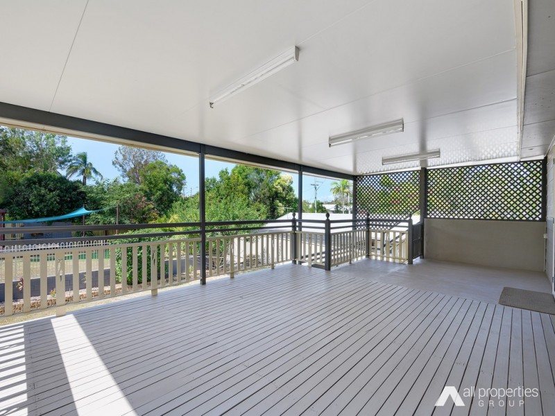 24 Green Rd, Regents Park QLD 4118