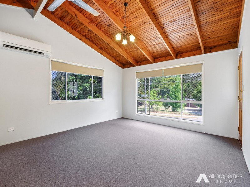 24 Green Rd, Regents Park QLD 4118