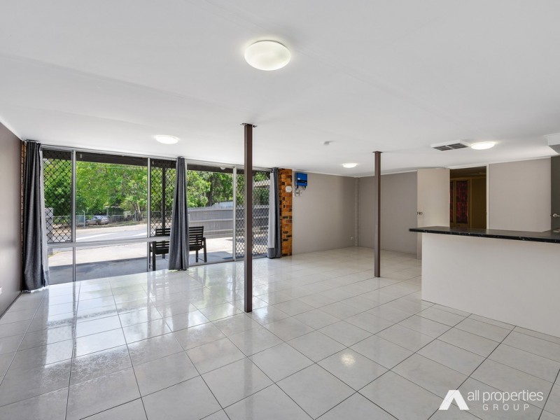 24 Green Rd, Regents Park QLD 4118