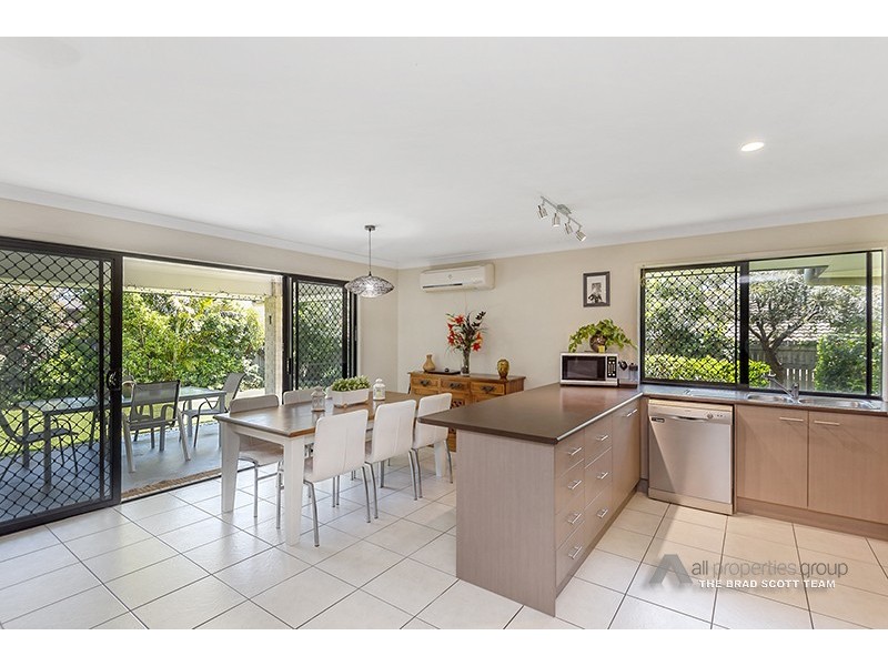 37 Creekside Crescent, Jimboomba QLD 4280