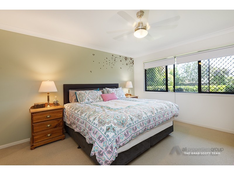 37 Creekside Crescent, Jimboomba QLD 4280