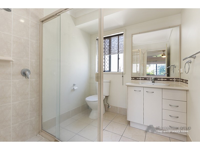 37 Creekside Crescent, Jimboomba QLD 4280