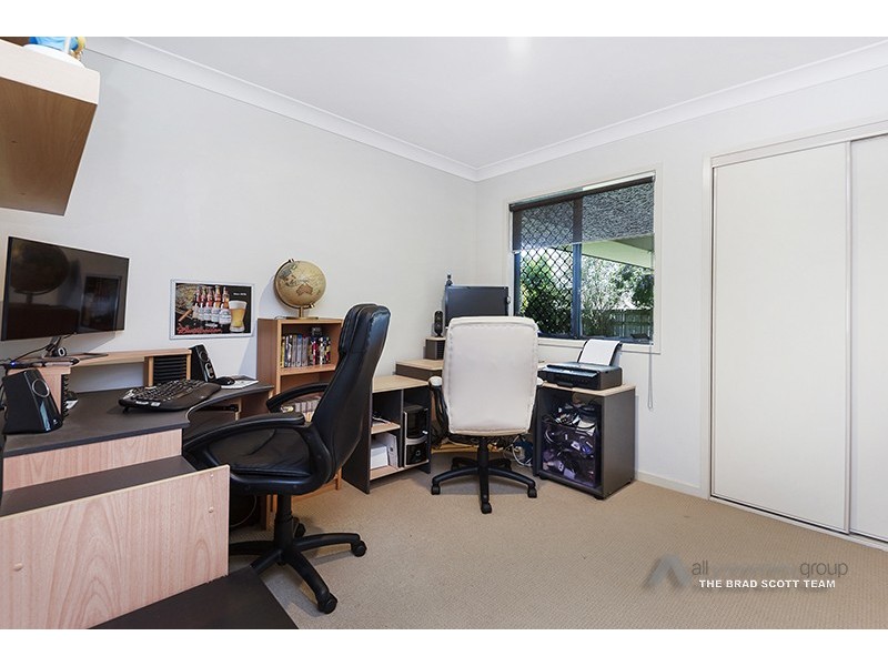 37 Creekside Crescent, Jimboomba QLD 4280