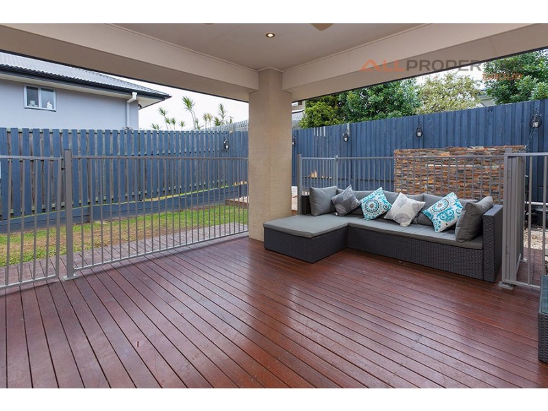 22 Sandalwood Street, Heathwood QLD 4110