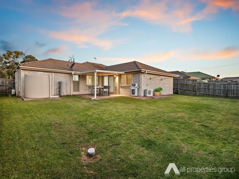 6 Lorikeet Way, Crestmead QLD 4132