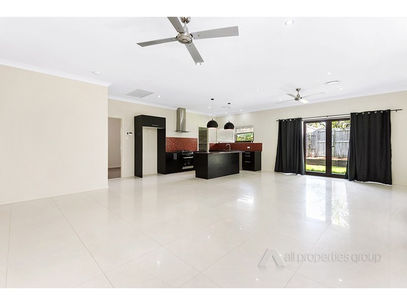 5 Steelwood St, Heathwood QLD 4110