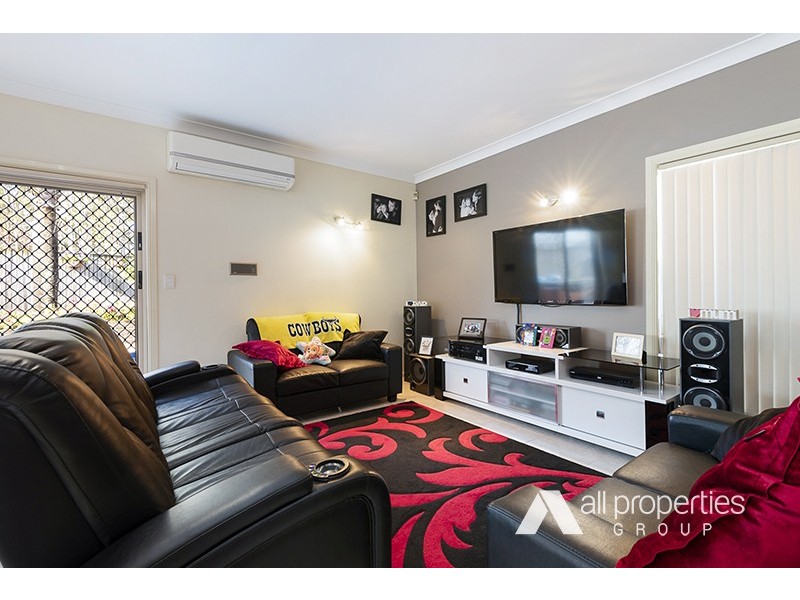 5 Saint Clair Close, Parkinson QLD 4115