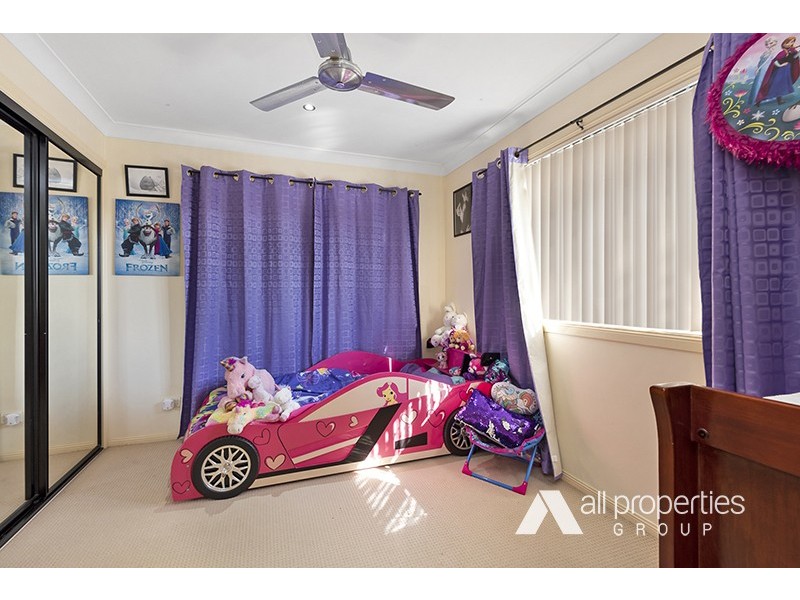 5 Saint Clair Close, Parkinson QLD 4115