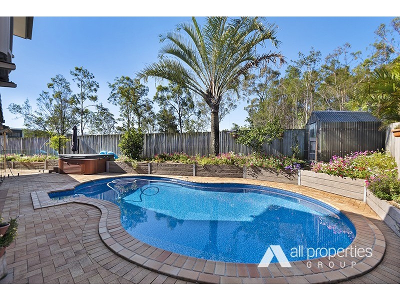 5 Saint Clair Close, Parkinson QLD 4115