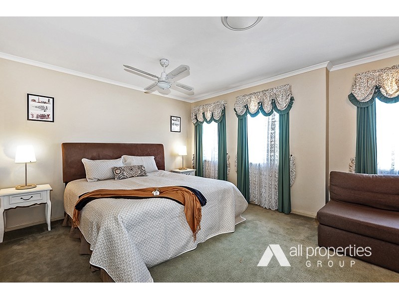 5 Glenna Place, Parkinson QLD 4115