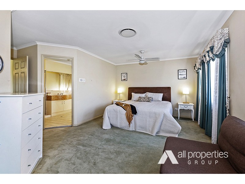 5 Glenna Place, Parkinson QLD 4115