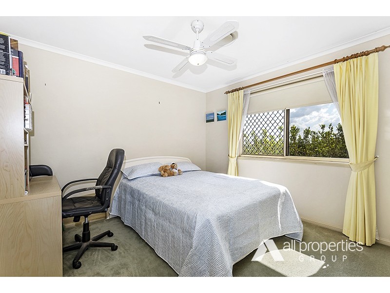 5 Glenna Place, Parkinson QLD 4115