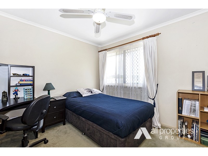 5 Glenna Place, Parkinson QLD 4115