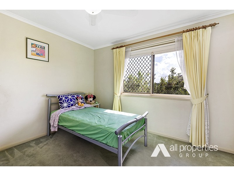 5 Glenna Place, Parkinson QLD 4115