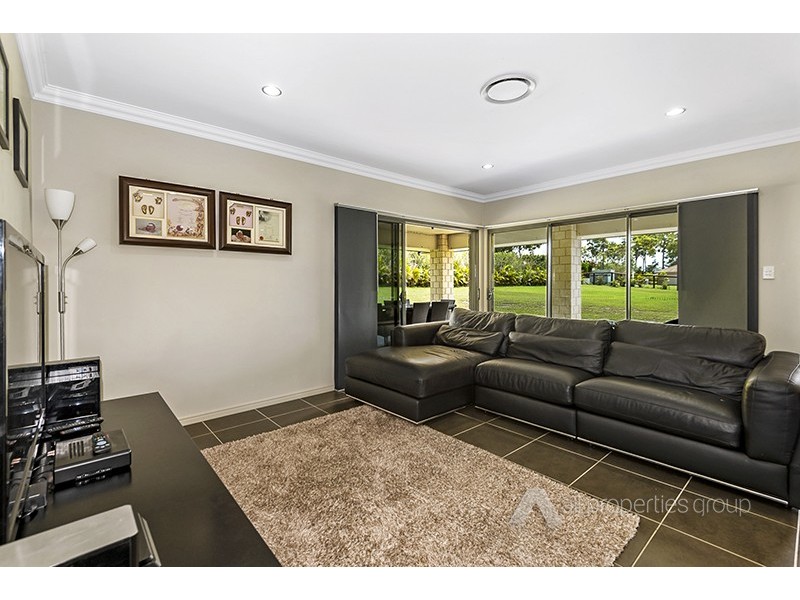76-80 Whiteley Circuit, New Beith QLD 4124