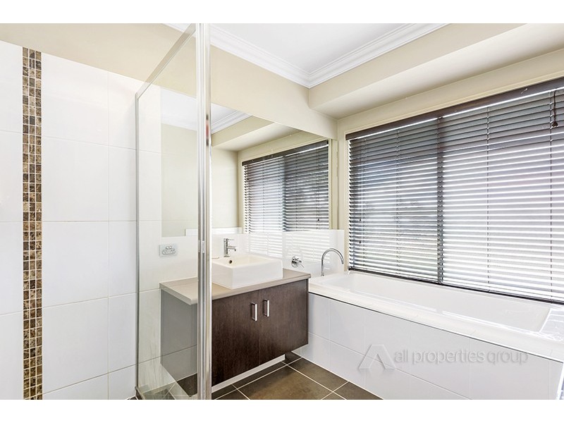 76-80 Whiteley Circuit, New Beith QLD 4124