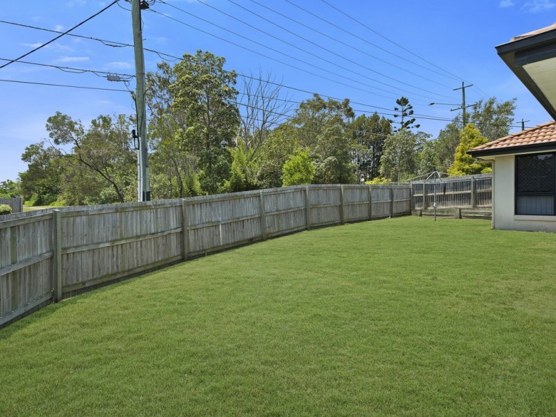 2 Chaka Street, Hillcrest QLD 4118