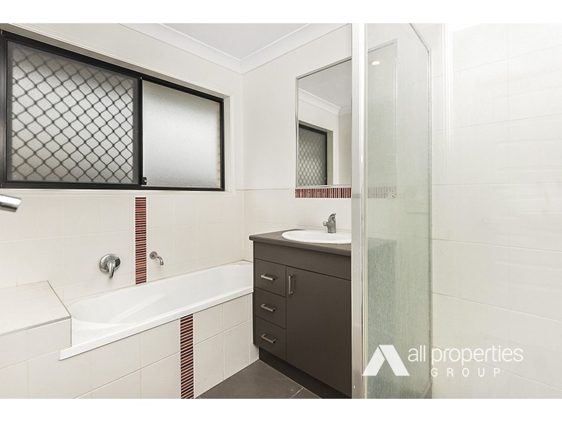 7 Bignonia Close, Heathwood QLD 4110