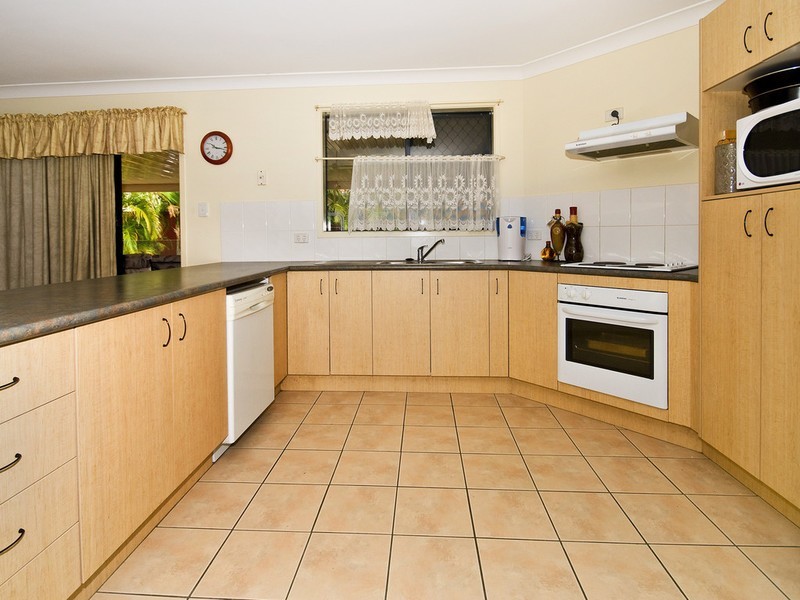70 Dampier Crescent, Drewvale QLD 4116