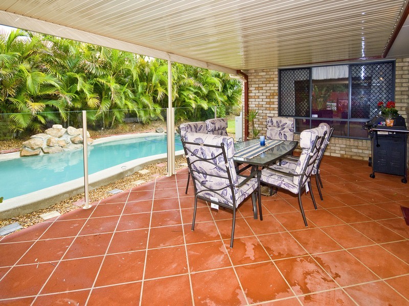 70 Dampier Crescent, Drewvale QLD 4116