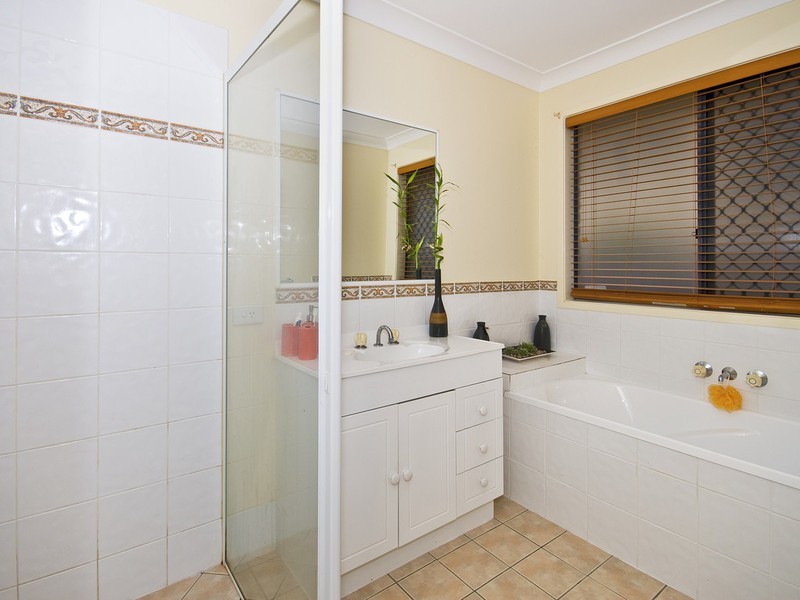 70 Dampier Crescent, Drewvale QLD 4116