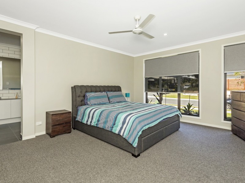 9 Moorinya Circuit, Pimpama QLD 4209