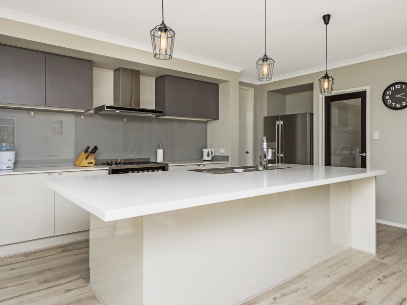 9 Moorinya Circuit, Pimpama QLD 4209
