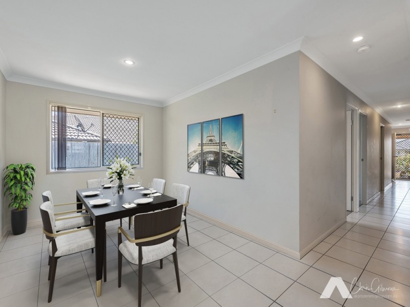 26 Oakvale Ave, Holmview QLD 4207