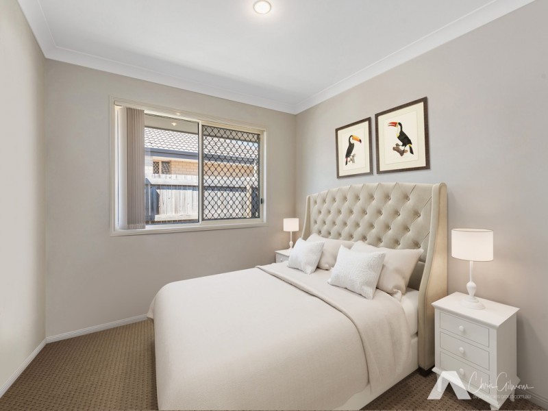 26 Oakvale Ave, Holmview QLD 4207