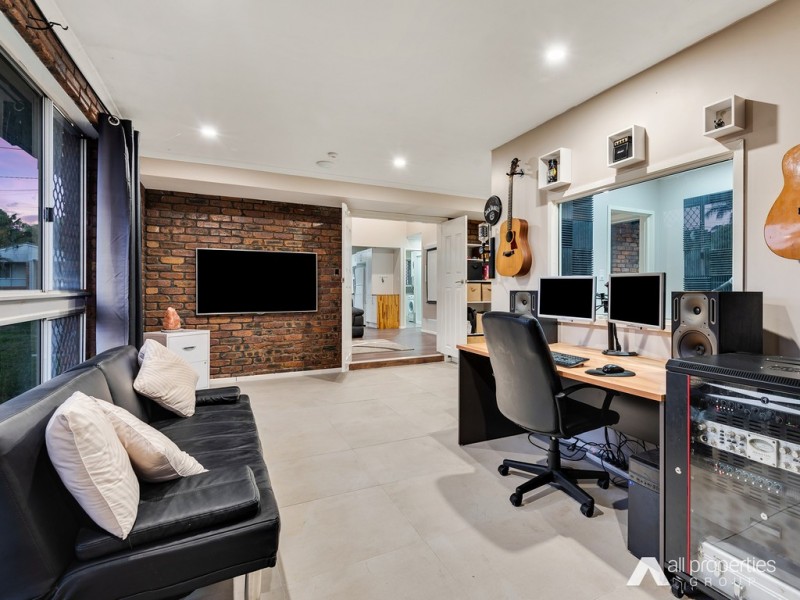 3 Leichhardt Drive, Redbank Plains QLD 4301