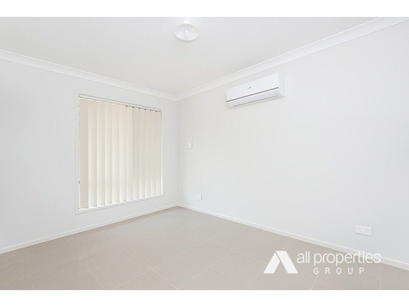 30B Emerald Drive, Regents Park QLD 4118