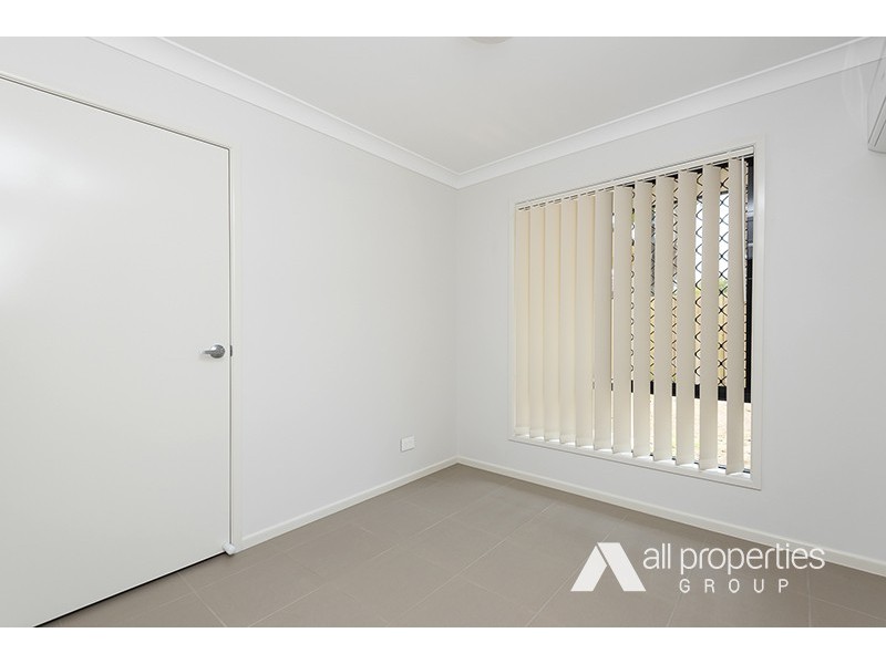 30B Emerald Drive, Regents Park QLD 4118