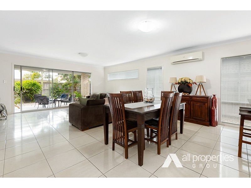 33 Casuarina Circuit, Heathwood QLD 4110