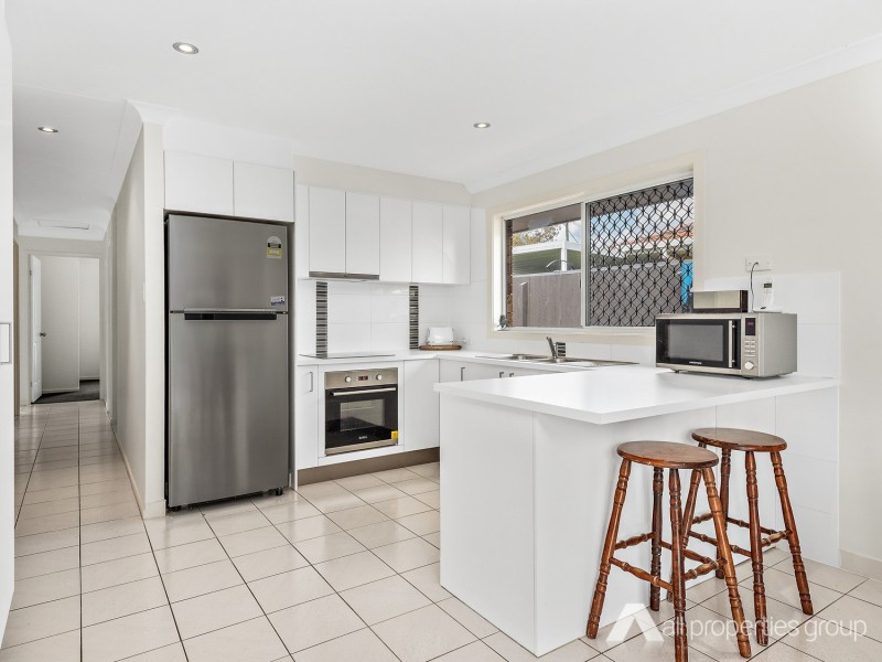 26 Indica Crescent, Regents Park QLD 4118