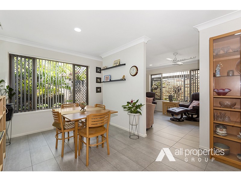 6 Teasel Crescent, Forest Lake QLD 4078