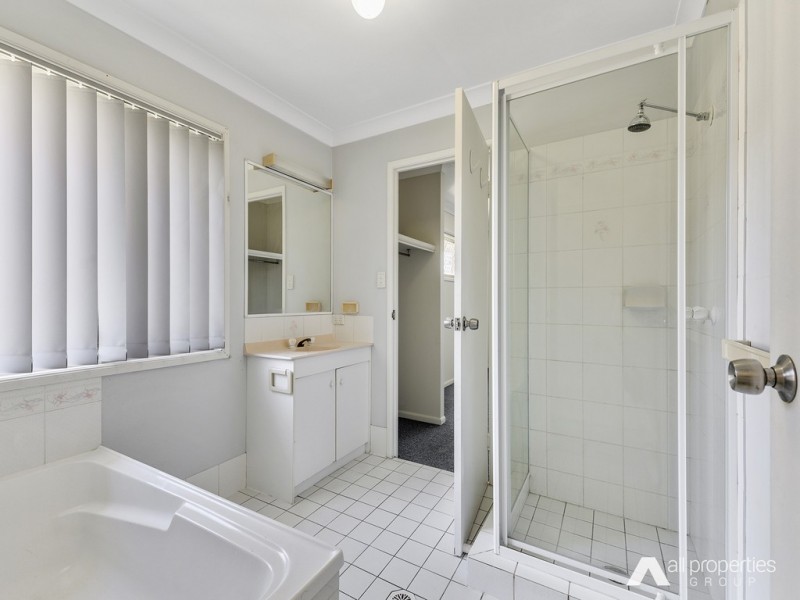 19 Wilkins Court, Boronia Heights QLD 4124