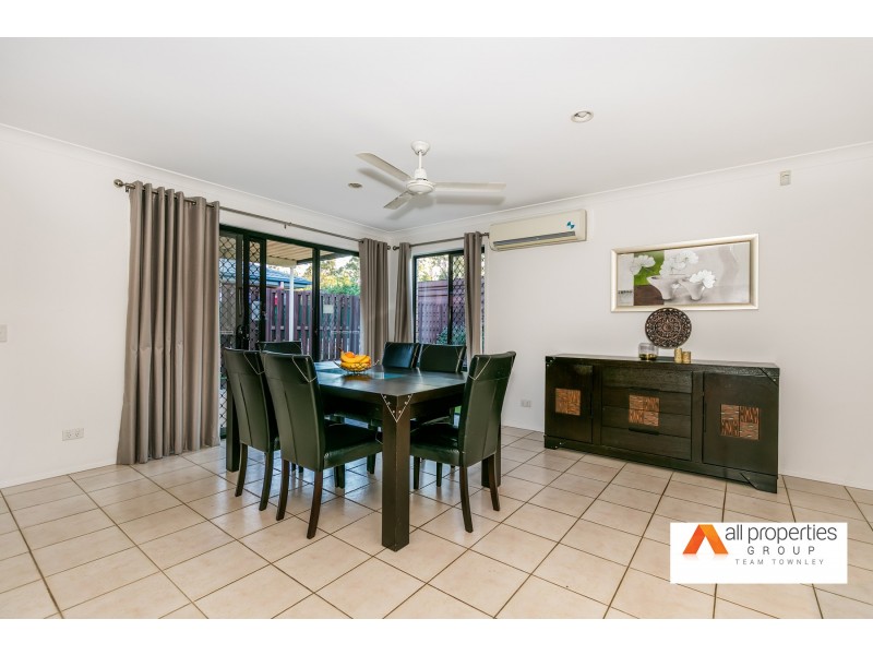 4 Barrine Place, Parkinson QLD 4115