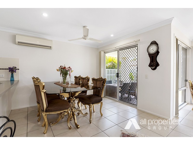 12 Budawang Street, Parkinson QLD 4115