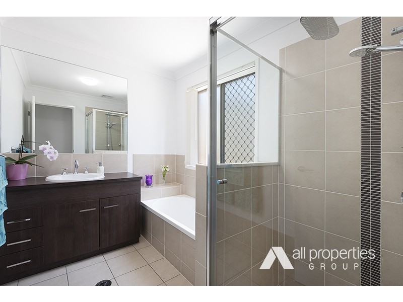 12 Budawang Street, Parkinson QLD 4115