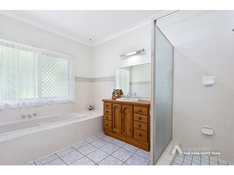 37 Kumalie Court, Chambers Flat QLD 4133