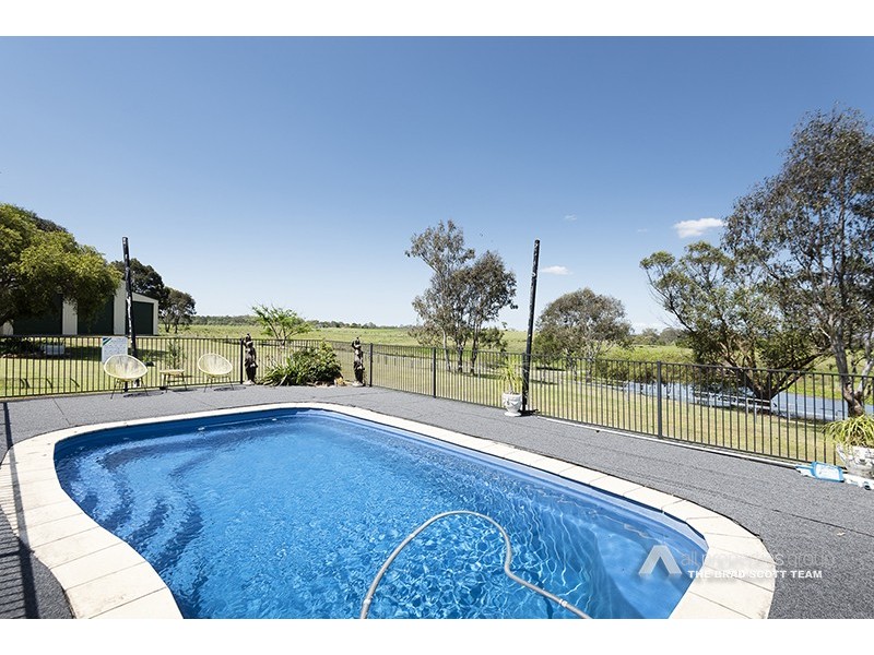 37 Kumalie Court, Chambers Flat QLD 4133
