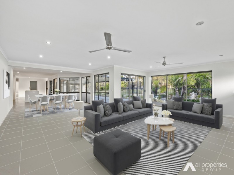 8-16 Meadow Rd, Jimboomba QLD 4280