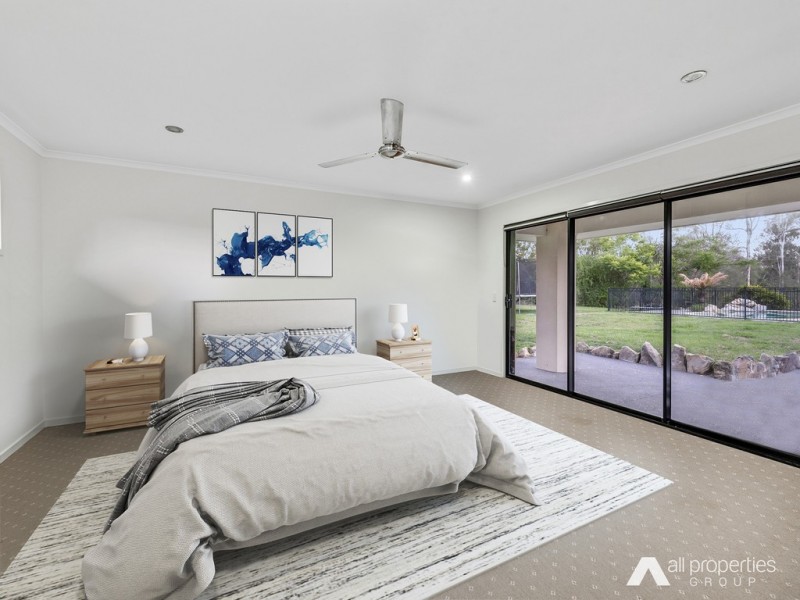 8-16 Meadow Rd, Jimboomba QLD 4280