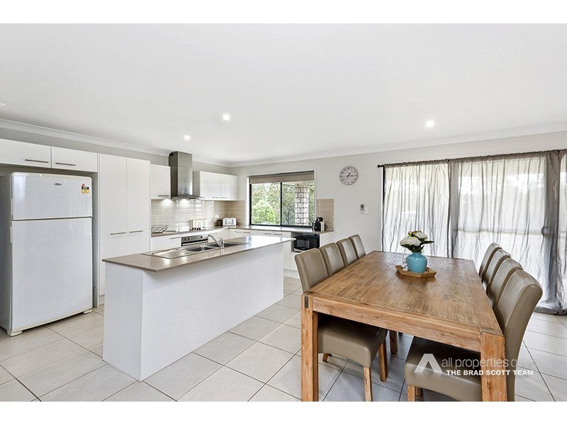 9-11 Miley Place, Jimboomba QLD 4280