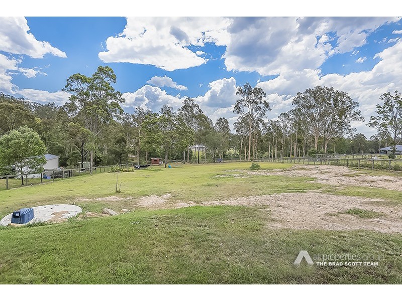 9-11 Miley Place, Jimboomba QLD 4280
