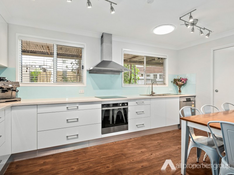 25 Elaroo St, Marsden QLD 4132