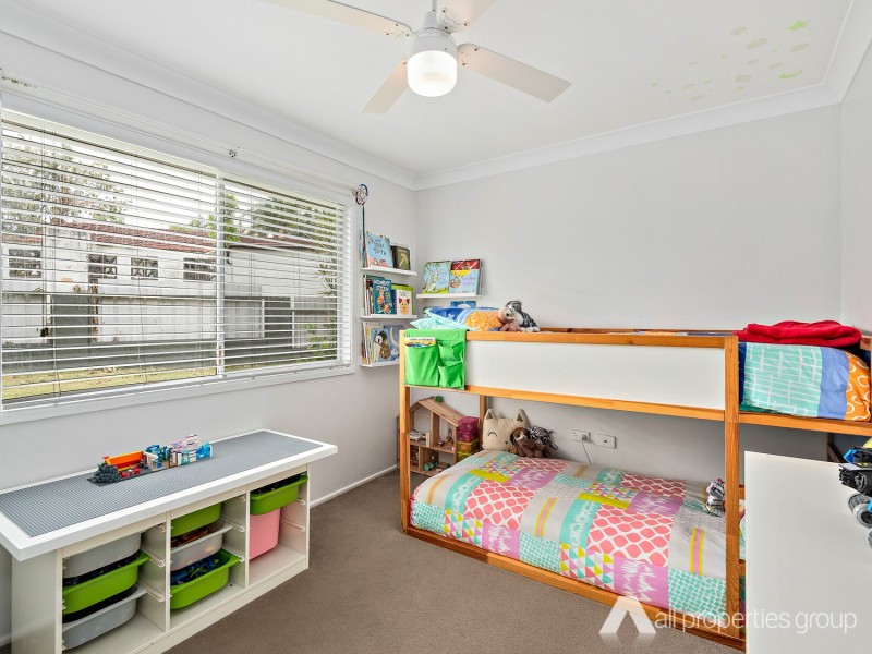 25 Elaroo St, Marsden QLD 4132