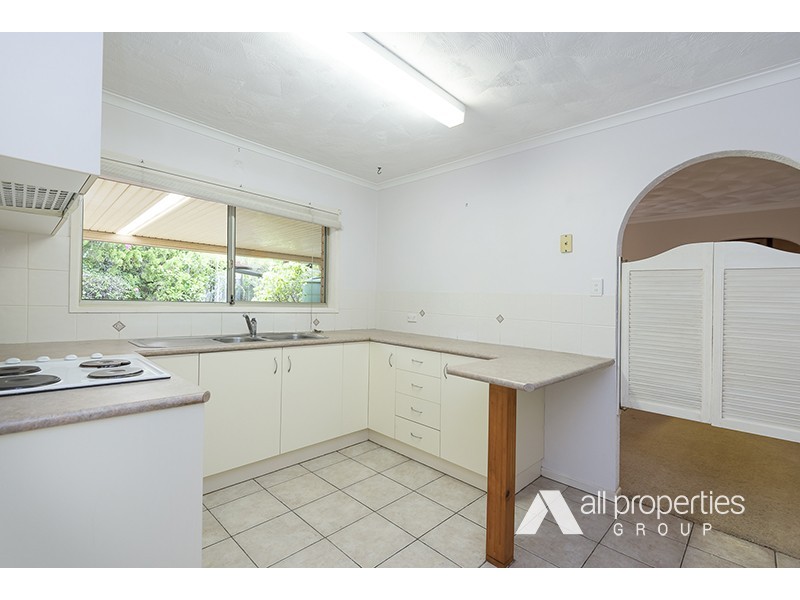 14 CLONMEL STREET, Regents Park QLD 4118