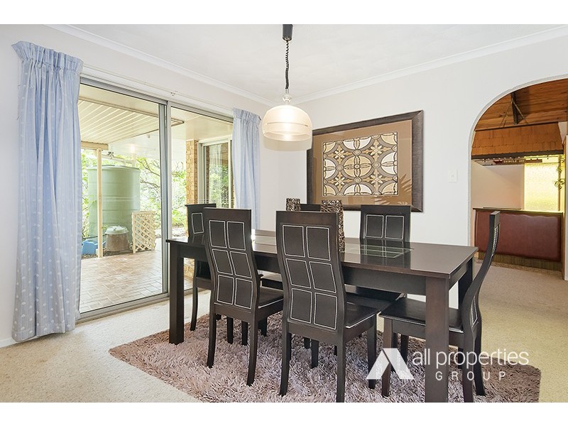 14 CLONMEL STREET, Regents Park QLD 4118